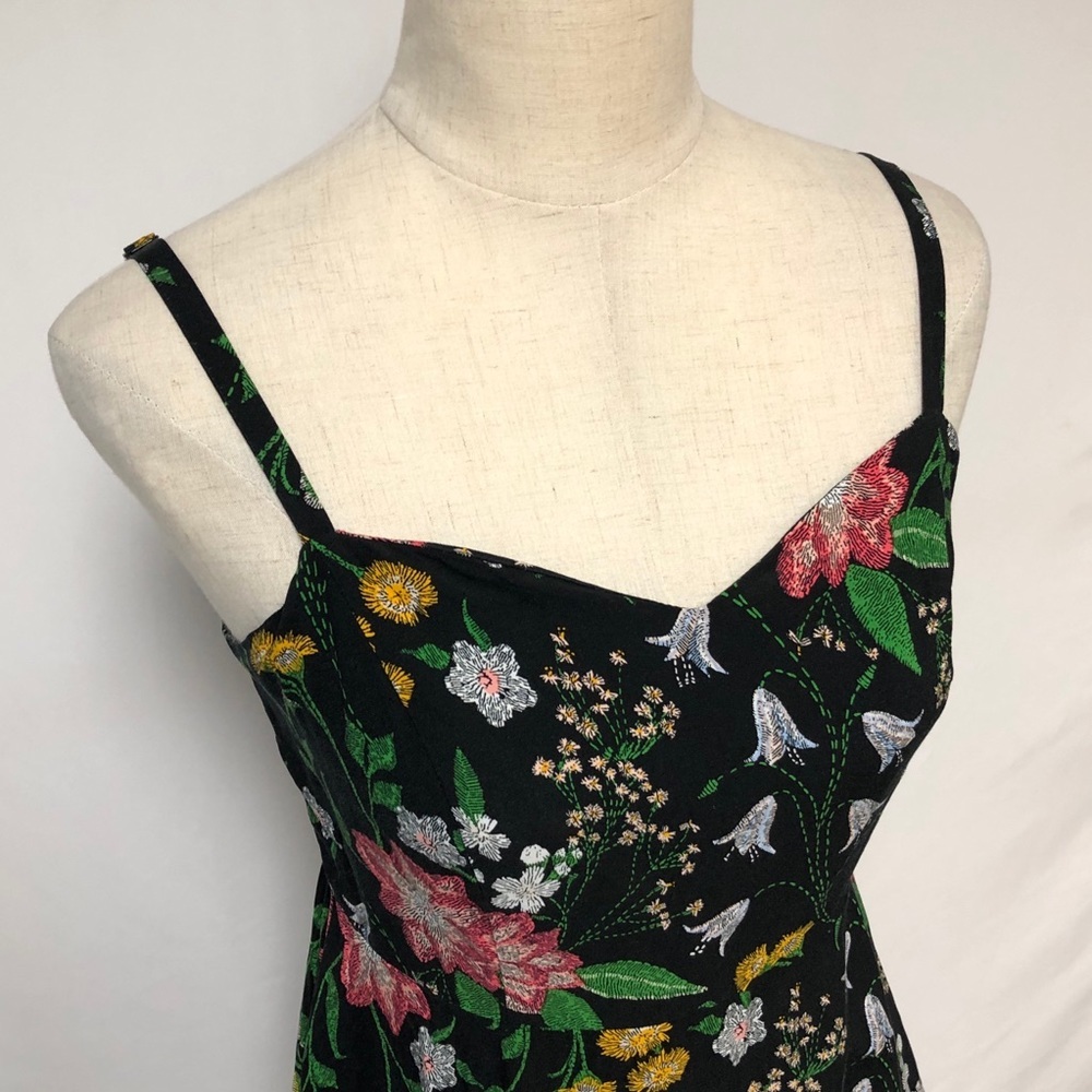 Old Navy Floral Fit & Flare Skater Dress Sz MP - Picture 4 of 9